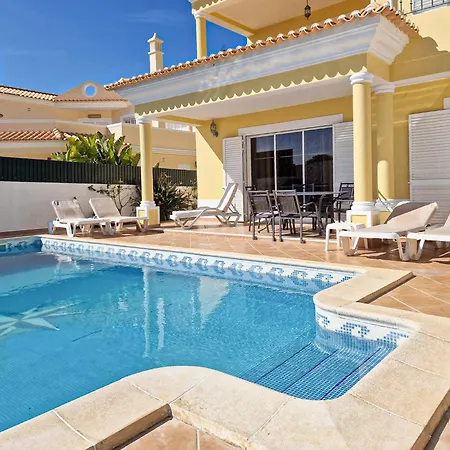 Tio Pedro - Swimming Pool - For Families- By Bedzy Villa Albufeira